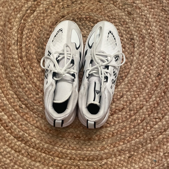 Adidas Basketball shoes - Picture 1 of 4